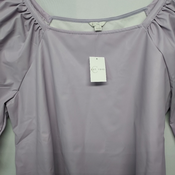 NWT Lavender polyurethane size 18 sporty Top. - Picture 2 of 9